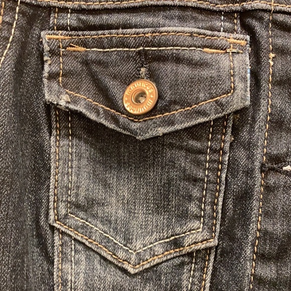 Maurices Cropped Denim Vest - Picture 3 of 12